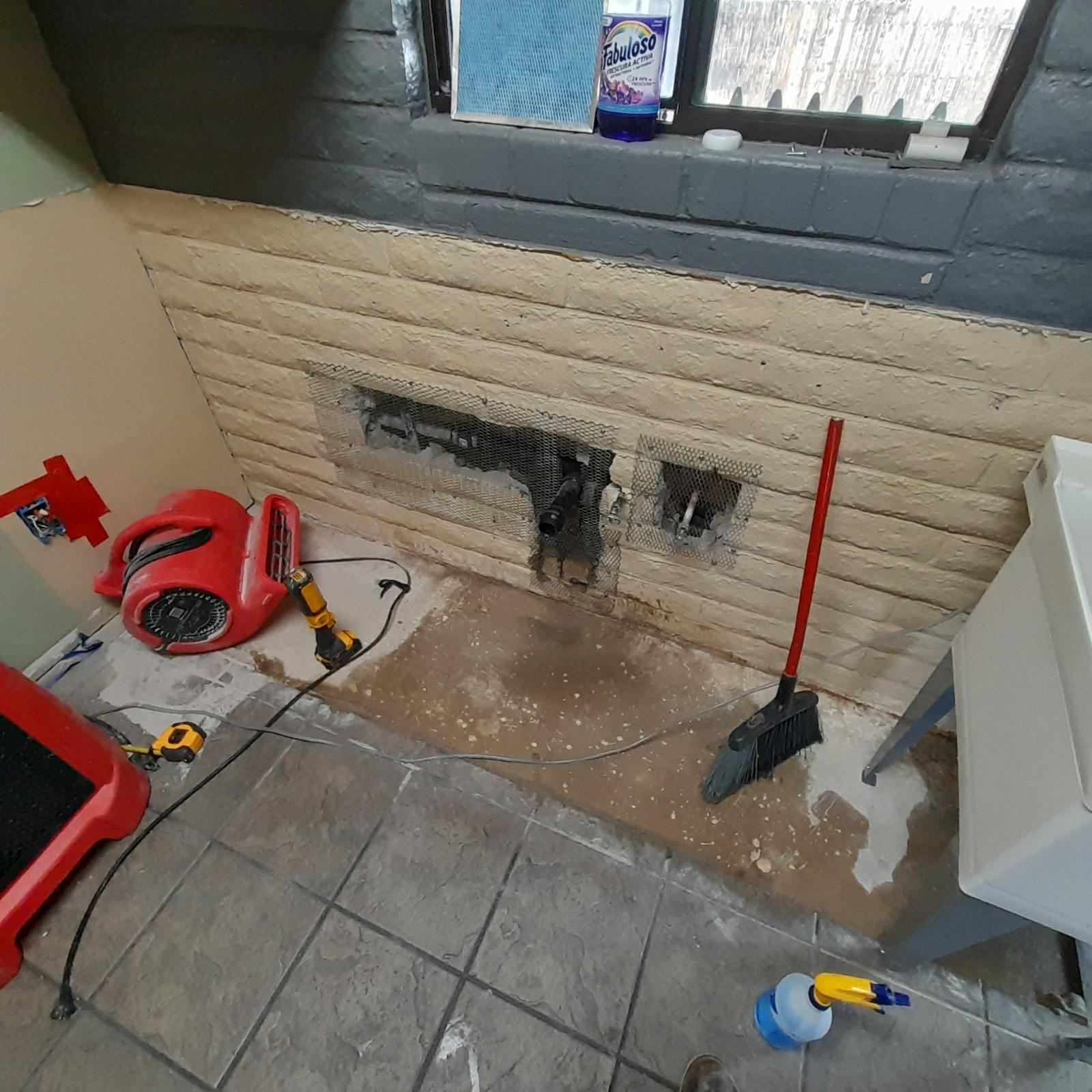 Why Hiring a Local Tucson Plumber Matters